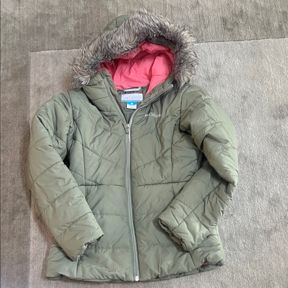 Columbia Kids' Olive Puffer with Pink Interior